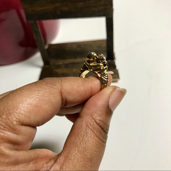 Gold Toned Lovebird Ring - Picture 3 of 4